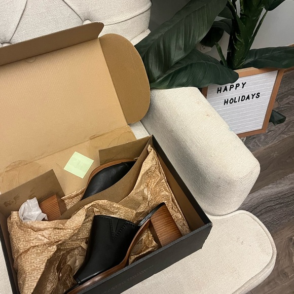 FRYE BLAKE MULES - Picture 2 of 2